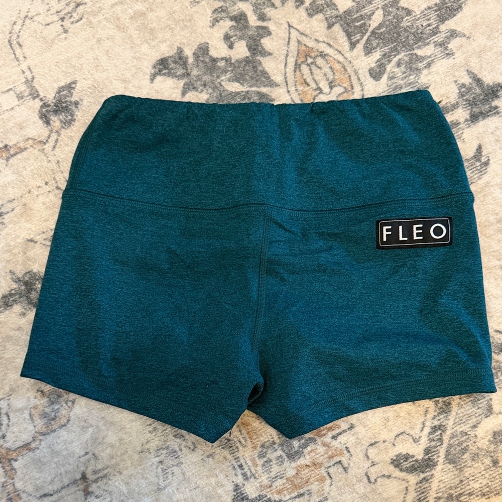 Fleo Heather Deep Teal Athletic Shorts (size S)